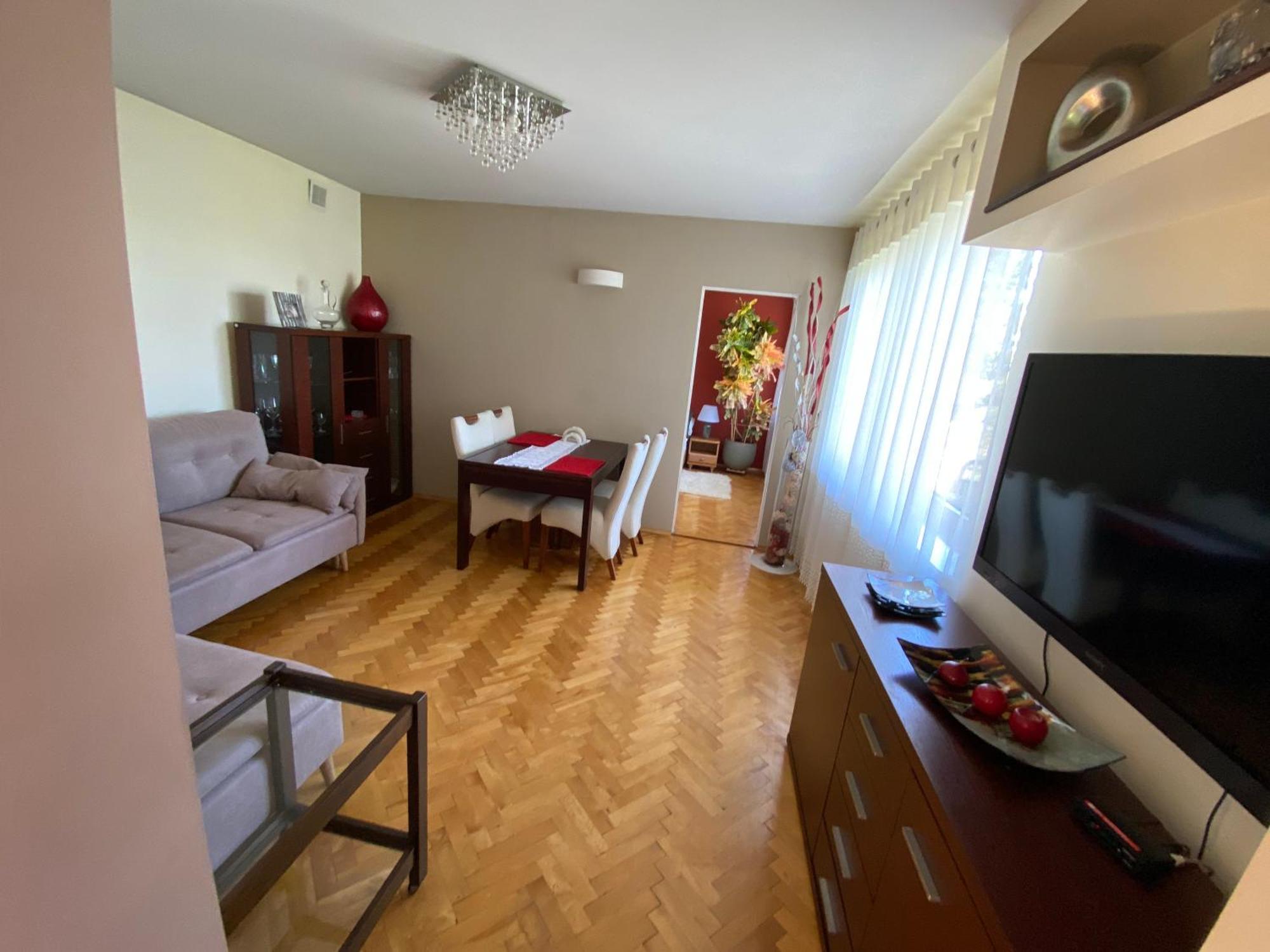 Przytulny Dom Pod Jabloniami Przy Targach Kielce Villa Exterior foto